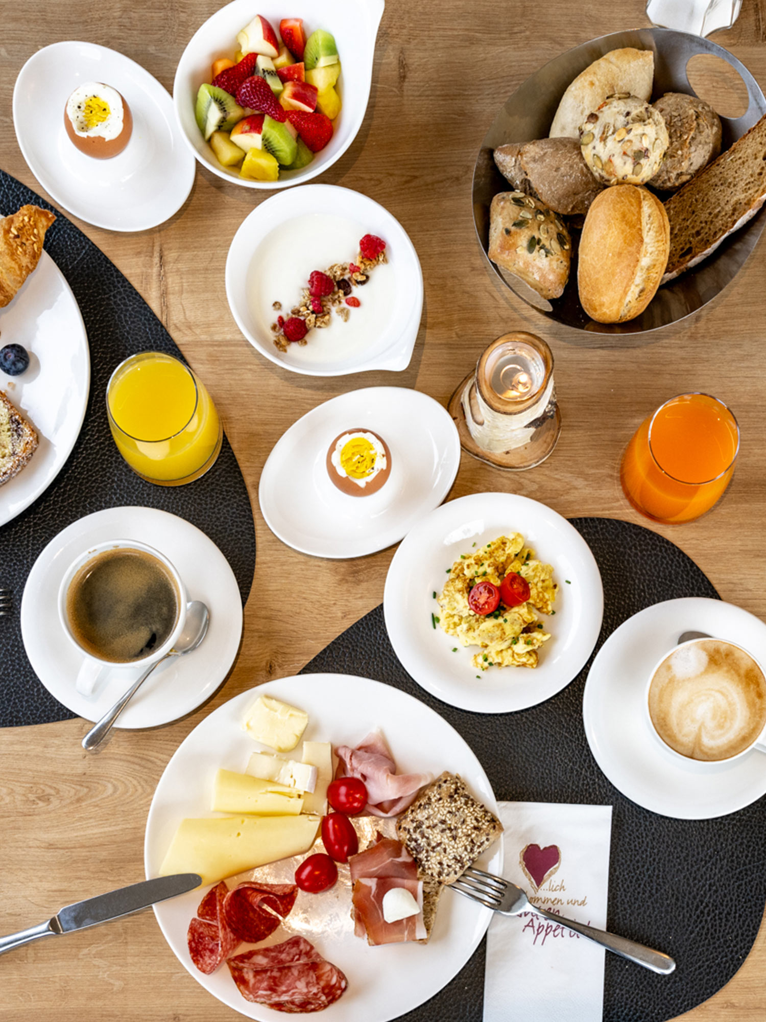 Frühstücksbüffet für Genießer Hotel Schmiedhof Südtirol