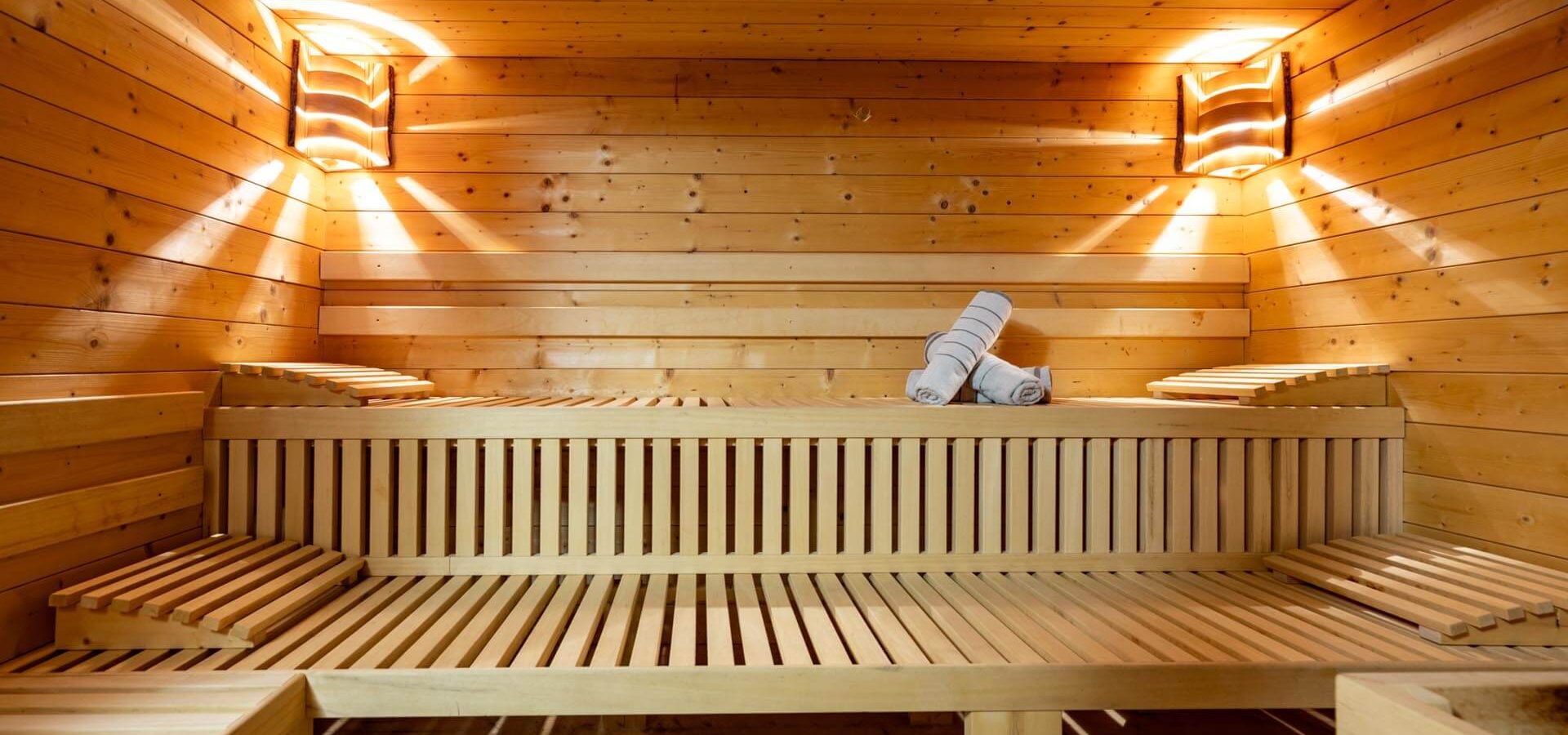 Unsere Stubensauna – urgemütlich und wohltuend wellness relax spa südtirol meransen dolomiten italien (2)