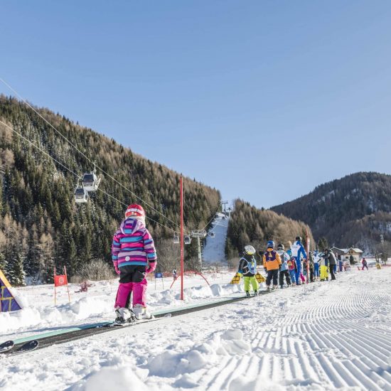 winterurlaub suedtirol gitschberg jochtal skifahren langlauf schneeschuwandern rodeln (5)